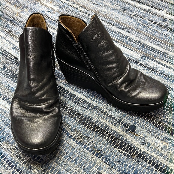 Fly London women’s Yip leather booties Red Burgundy Gray - Picture 1 of 14